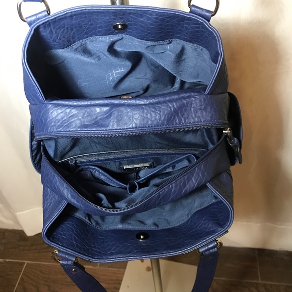 Rosetti, triple compartments, shoulder bag. - Picture 4 of 6